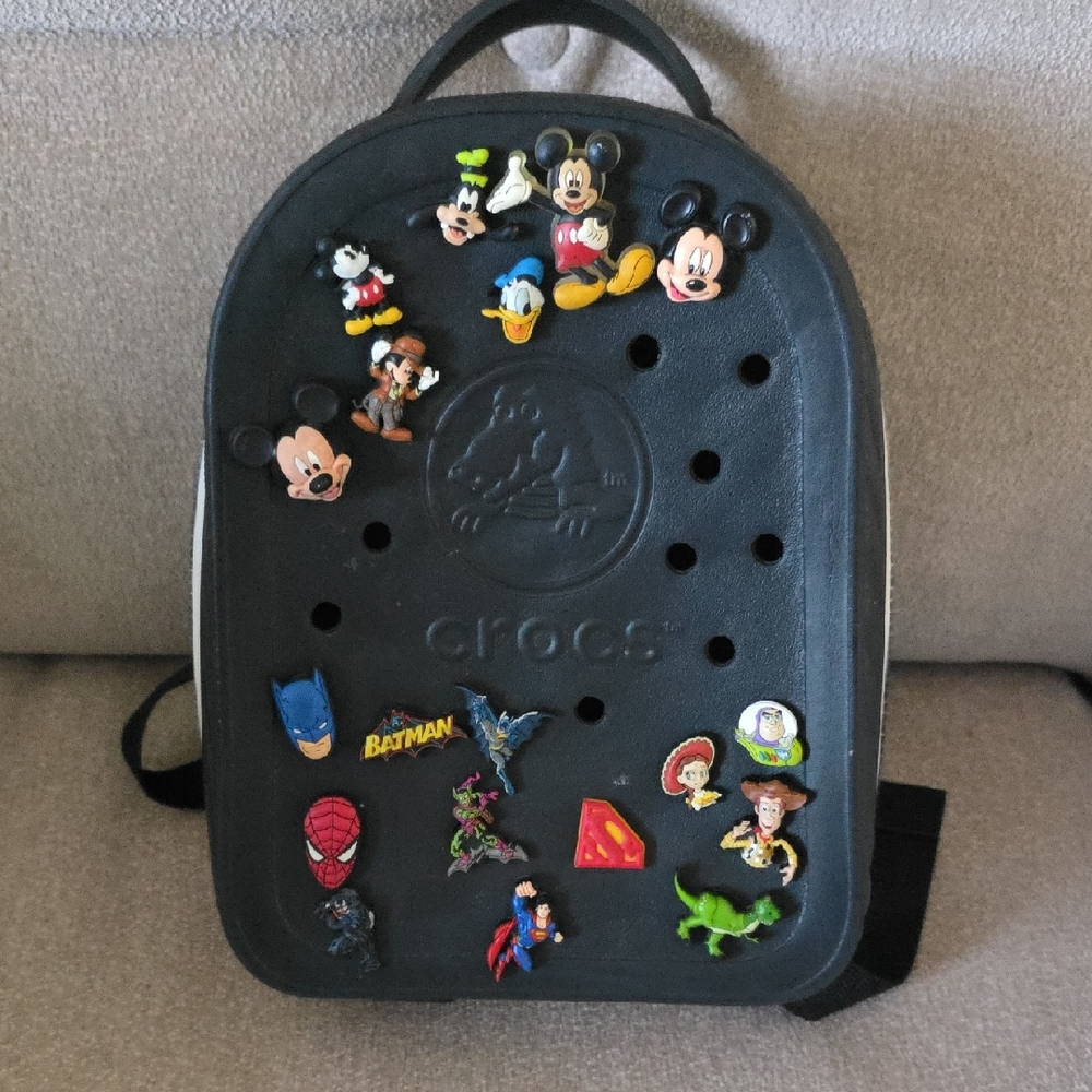CROCS Black Backpack with Character Charms